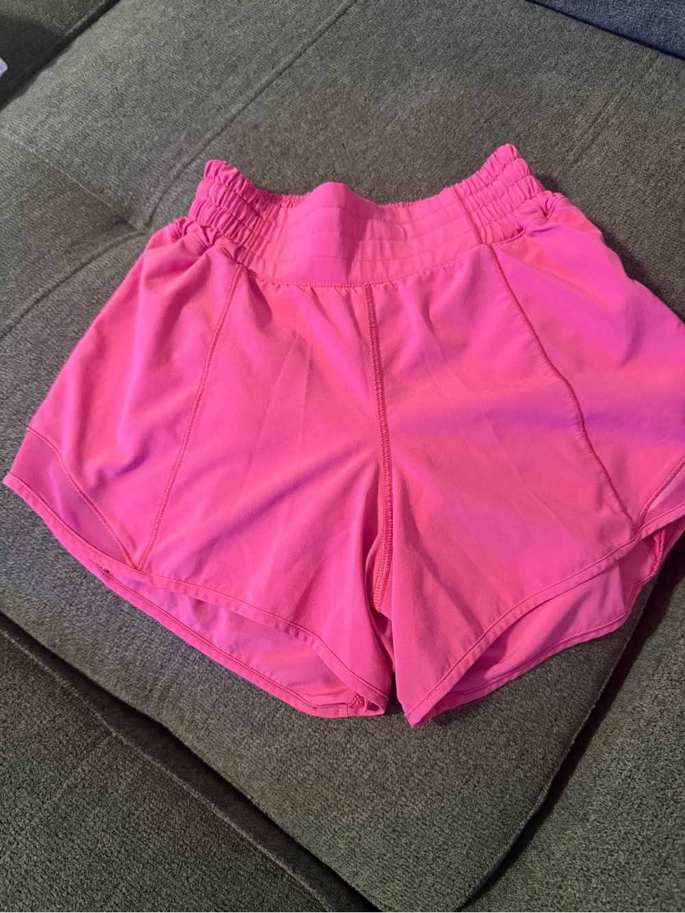 Lululemon Hotty Hot Short High-Rise Lined Pink Size 2